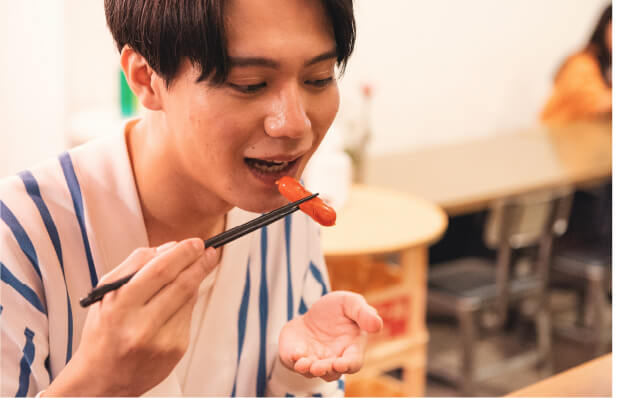 食べる